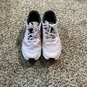 Lilac Nike star runner